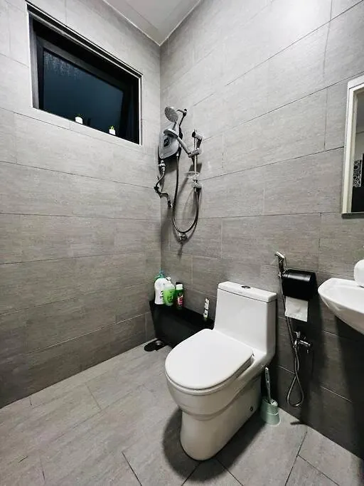 Melaka Town/Sea View/10 Min To Jonker/4-6Pax Apartment 0*, Malacca Malaysia